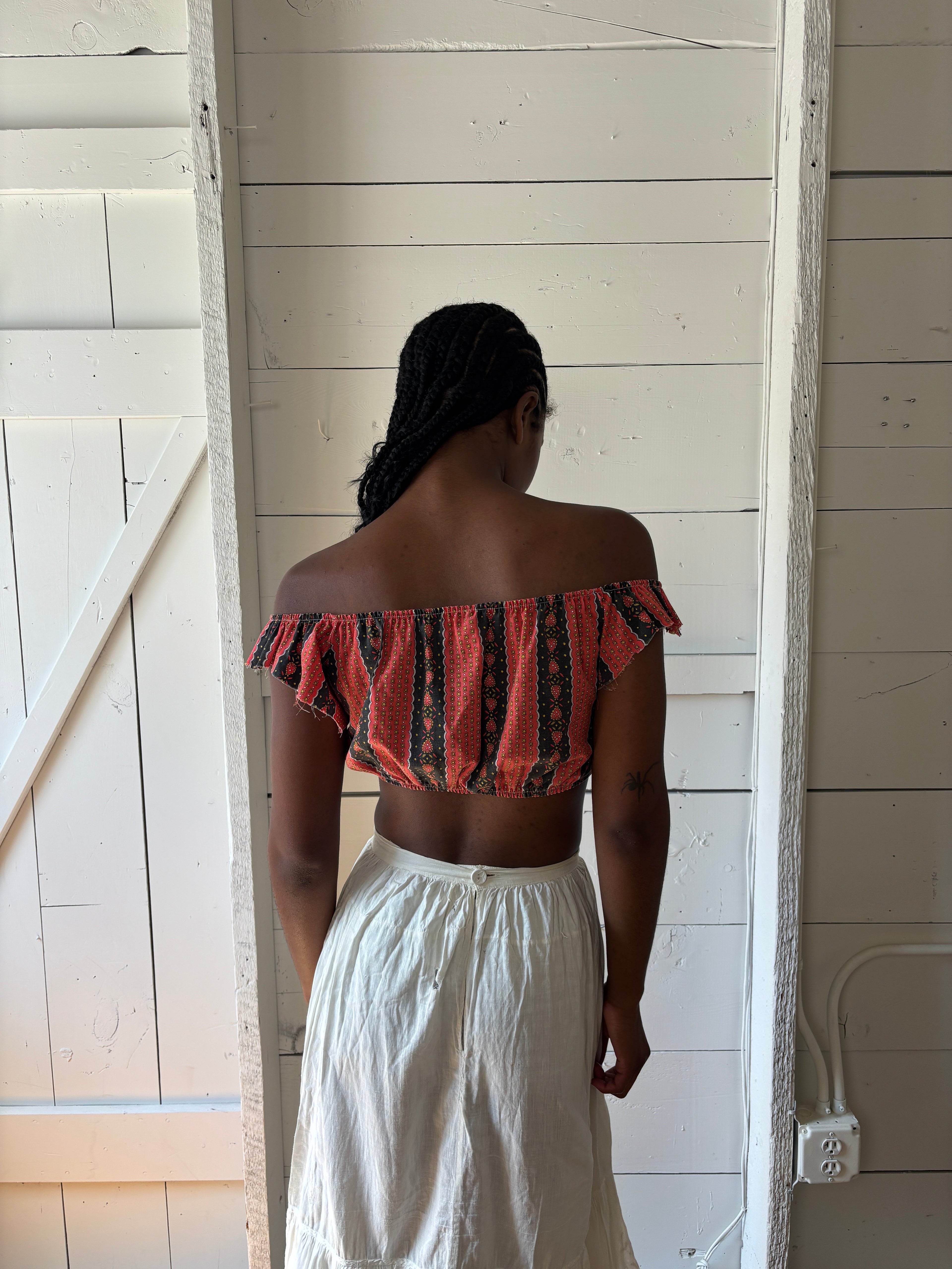 1970s Handmaid Milk Maid Cutoff Blouse