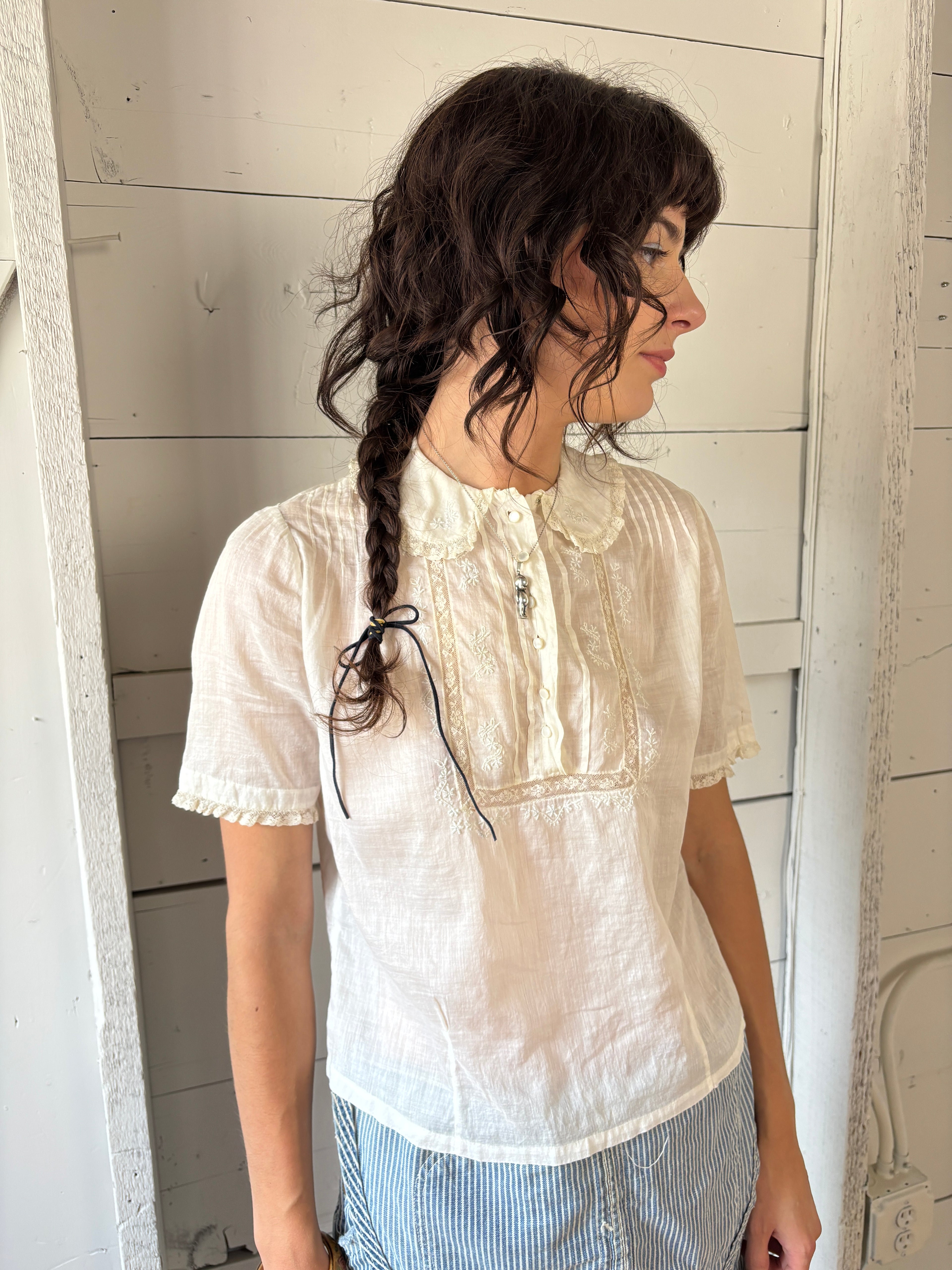 Antique Handmade cotton Lace Peter Pan Collar Button Up Blouse