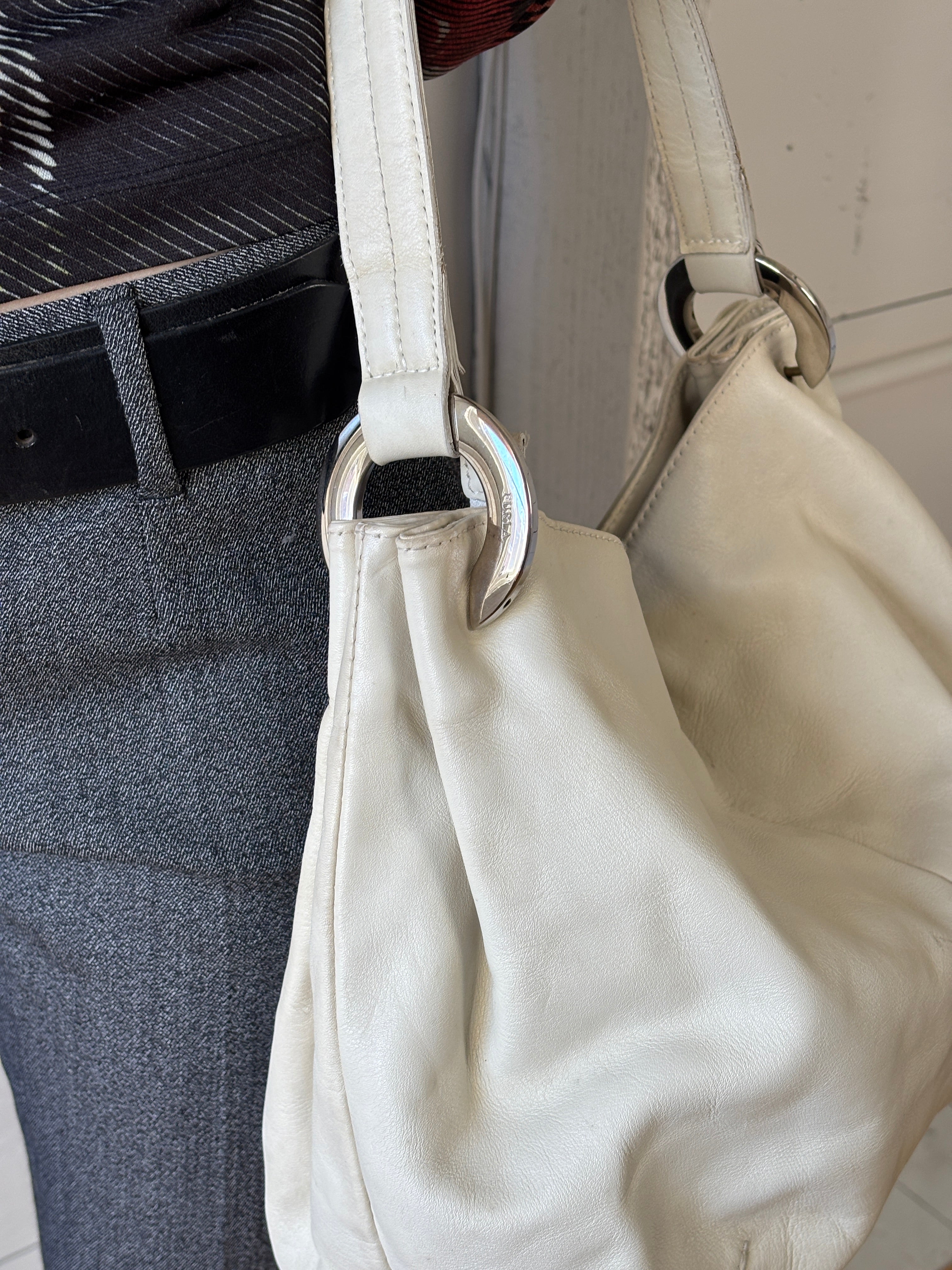 Made In Italy Purla Cream Leather Shoulder Bag